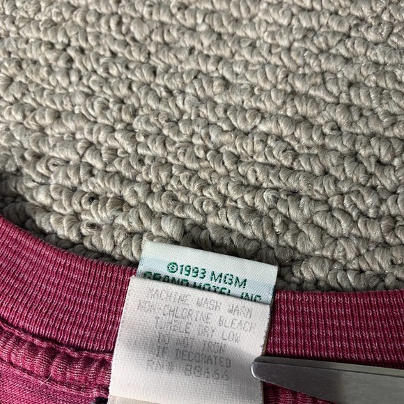 MCM Grand Las Vegas Mens T Shirt Size Large Purple Striped Short Sleeve Pullover - Picture 10 of 11